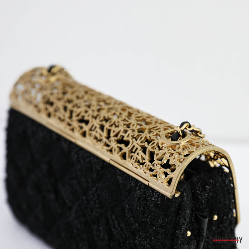 chanel gold clutch bag black