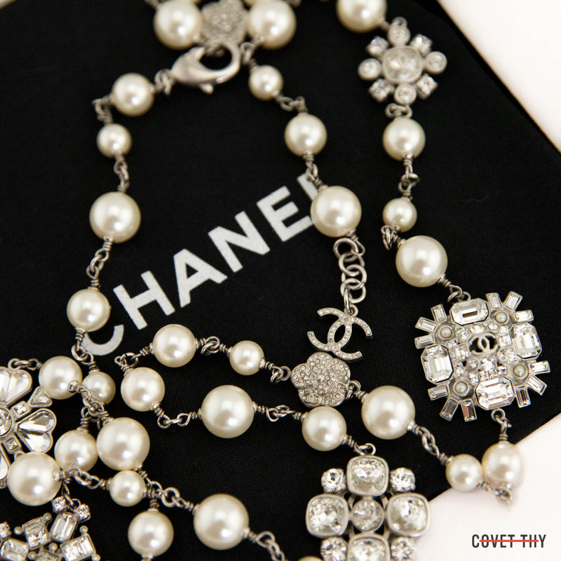 CHANEL Classic 5 CC Double Sided Crystal PEARL Necklace Silver Metal Chain